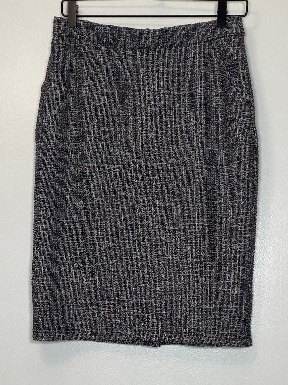Textured Black & White Pencil Skirt